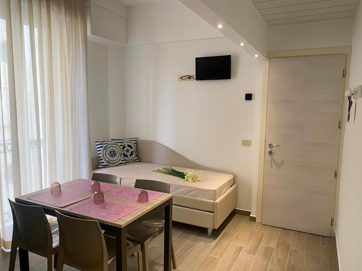 Hotel Philadelphia Каттолика Экстерьер фото