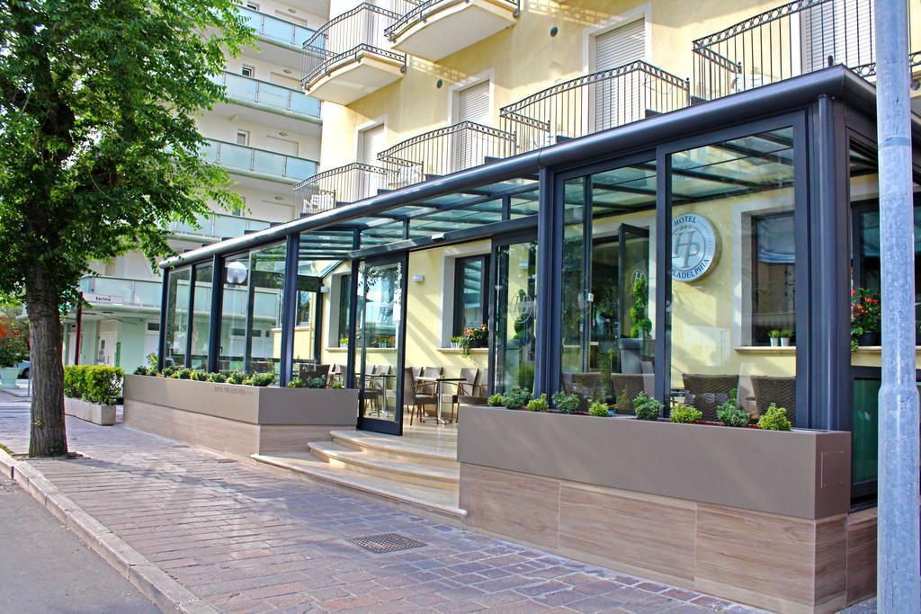 Hotel Philadelphia Каттолика Экстерьер фото