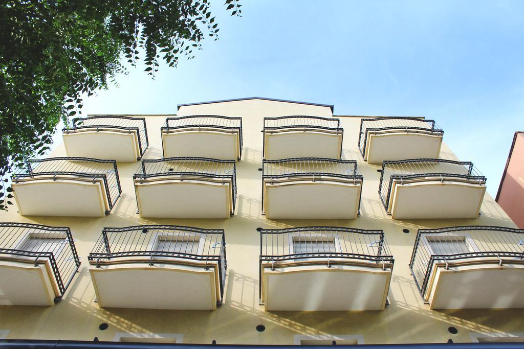 Hotel Philadelphia Каттолика Экстерьер фото